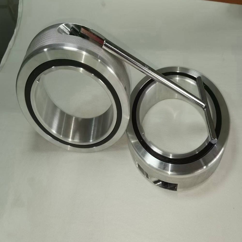 Tuercas hidráulicas de aleación de aluminio para máquinas de procesamiento de metales.
   